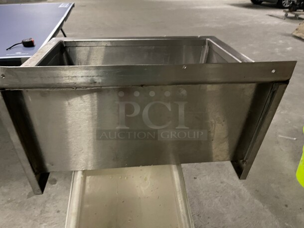 Clean! Regency 18x24 Underbar Ice Bin - 77 lb. NSF - Image 3 of 8