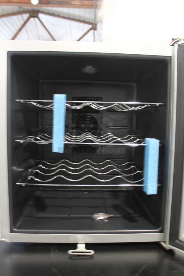 BRAND NEW SCRATCH AND DENT! Whynter WC-16S Stainless Steel Commercial Mini 16 Bottle Capacity Wine Chiller Merchandiser. 115 Volts, 1 Phase. Tested and Working! - Image 6 of 8