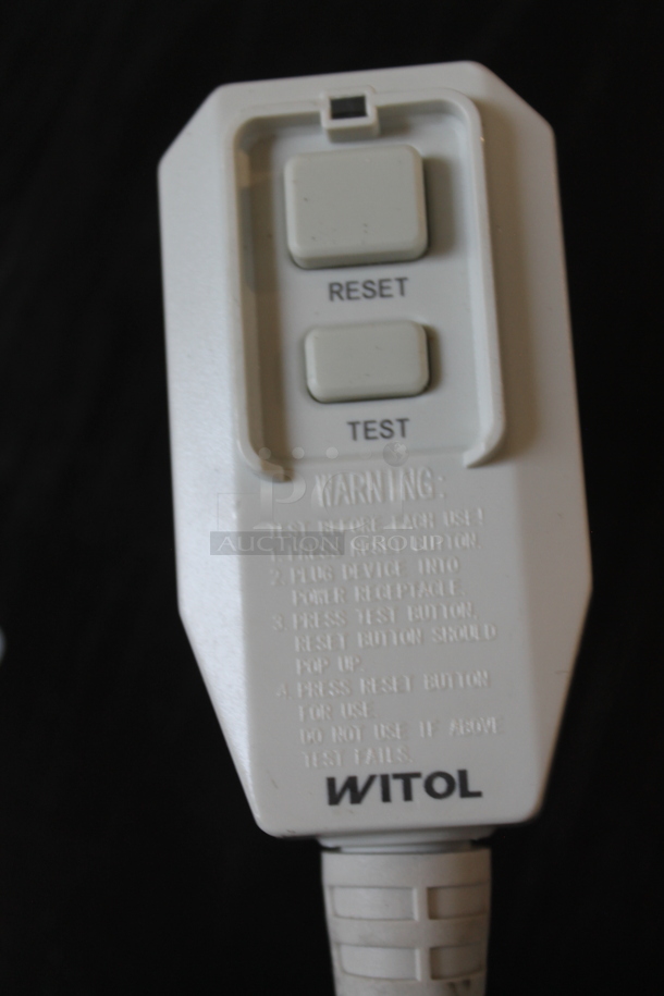 BRAND NEW SCRATCH AND DENT! Arctic King KAP14R1CBL Metal Portable Air Conditioner. 115 Volts, 1 Phase. 13,500 BTU. Tested and Working! - Image 9 of 10