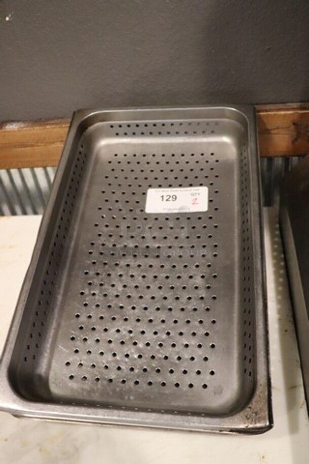 Perforated Stainless Steel Drop Pan 
QTY 2
20.75x12.75x2.5
Your Bid x 2