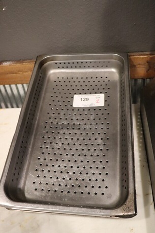 Perforated Stainless Steel Drop Pan 
QTY 2
20.75x12.75x2.5
Your Bid x 2 - Item #1111589