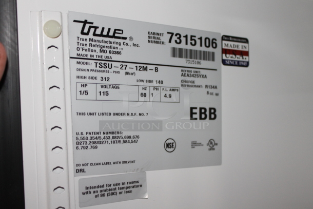 BRAND NEW SCRATCH AND DENT! 2015 True TSSU-27-12M-B Stainless Steel Commercial Sandwich Salad Prep Table Bain Marie Mega Top w/ Poly Drop In Bins. 115 Volts, 1 Phase. Tested and Working! - Image 5 of 5
