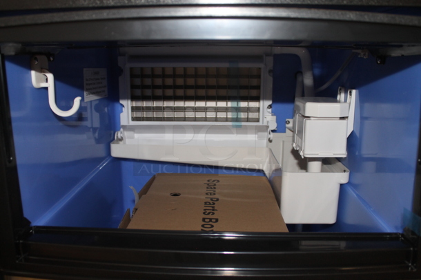 BRAND NEW SCRATCH AND DENT! 2023 Avantco 194UCF120A Commercial Stainless Steel Electric Undercounter Ice Maker With 40 LB. Storage Capacity. 115V.  - Image 9 of 10