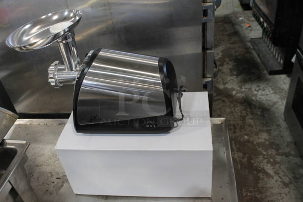 2 BRAND NEW SCRATCH AND DENT! Jasun JSMG 303 Stainless Steel Meat Grinder. 2 Times Your Bid! - Image 2 of 7