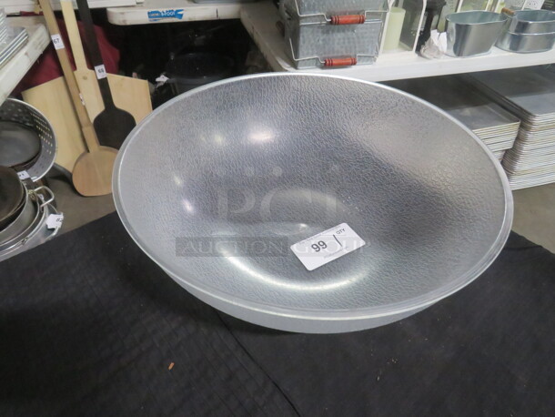One 18.5 Inch Poly Mixing Bowl. - Image 1 of 1