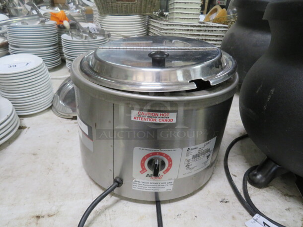 One APW WYOTT 11 Quart Soup Warmer With Hinged Lid. #RW-2V. 120 Volt. 
