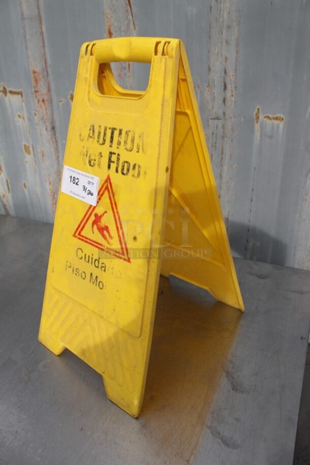Yellow Poly Wet Floor Caution Sign. - Image 2 of 2