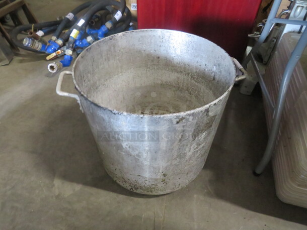 One Aluminum Stock Pot. 17.5X17