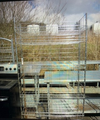 One Metal Shelving System With 6 Shelves. 36X19X72