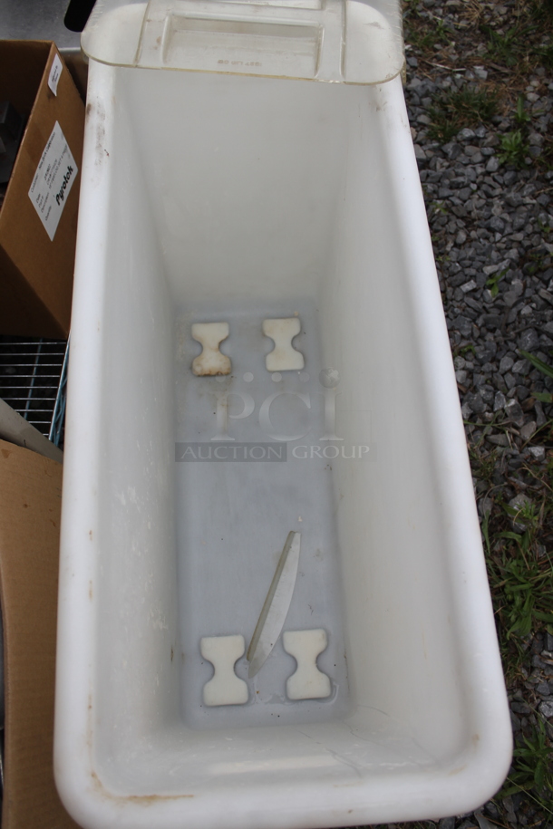 White Poly Ingredient Bin on Commercial Casters. - Image 4 of 6