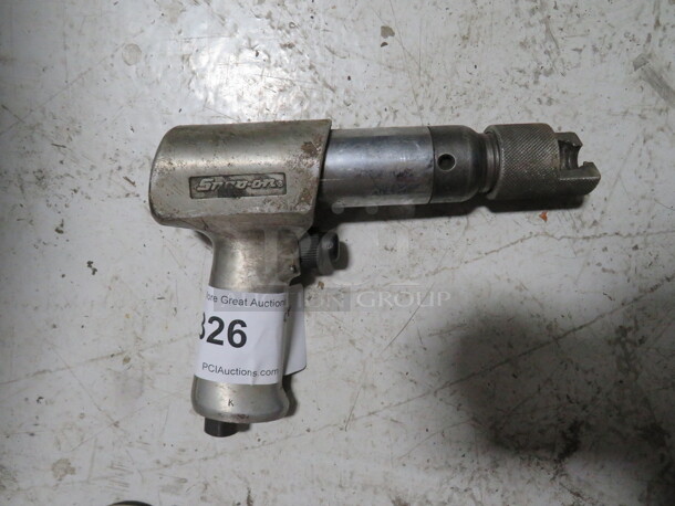 One Snap On Air Hammer Chisel. #PH50E - Image 1 of 1