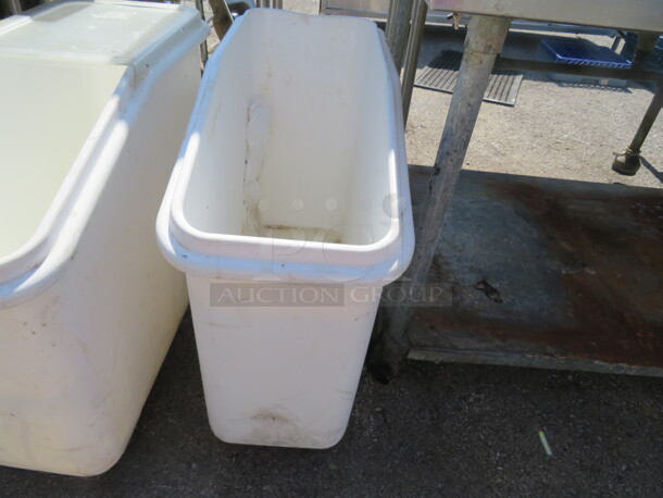 One Ingredient Bin On Casters. No Lid. - Image 1 of 1