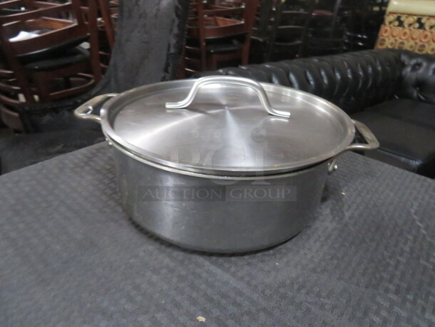 One Stainless Steel Stock Pot With Lid. 11X4.5