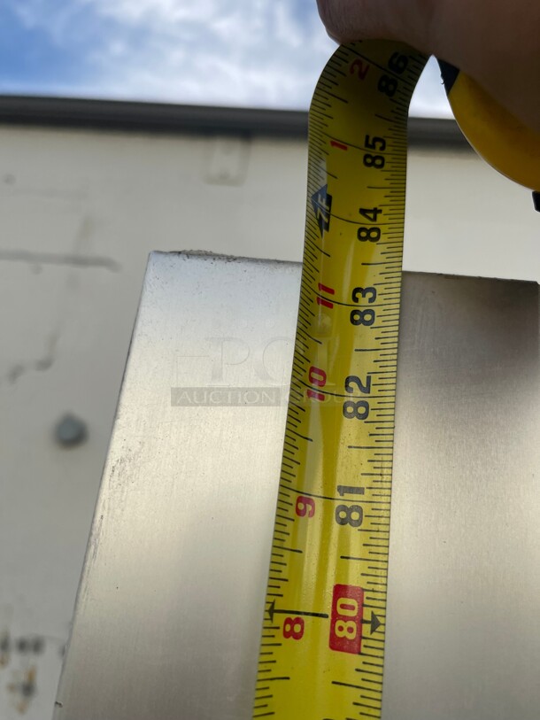 2020! Traulsen G12010 30 inch One Section Reach In Commercial Freezer, (1) Solid Door, 115v Tested and Working! 30x34x83 - Image 10 of 10