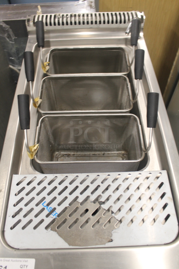 BRAND NEW SCRATCH AND DENT! Dexion EC45 Stainless Steel Commercial Floor Style Electric Powered Pasta Cooker. 400 Volts, 3 Phase.  - Image 4 of 7