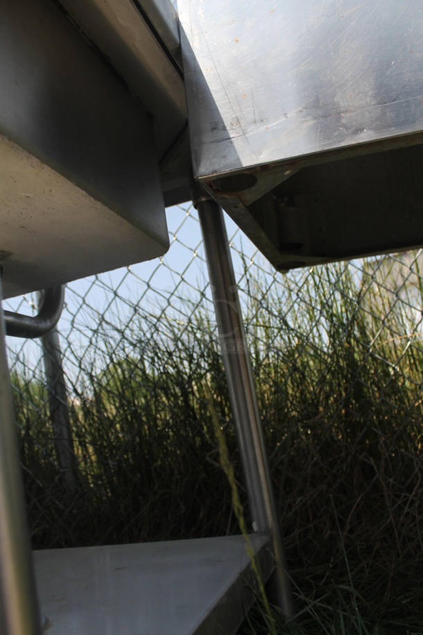 Krowne 18-63C Commercial Stainless Steel 3 Bay Sink With Left and Right Drainboards And Low Lead Faucet On Galvanized Legs. - Image 7 of 8