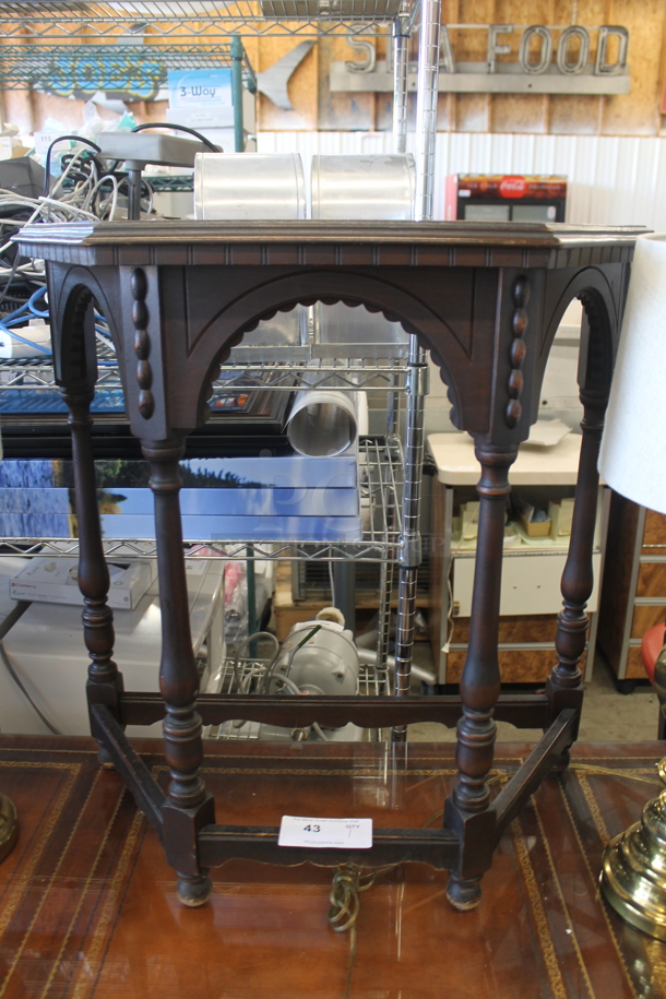 Wooden End Table. - Image 1 of 4