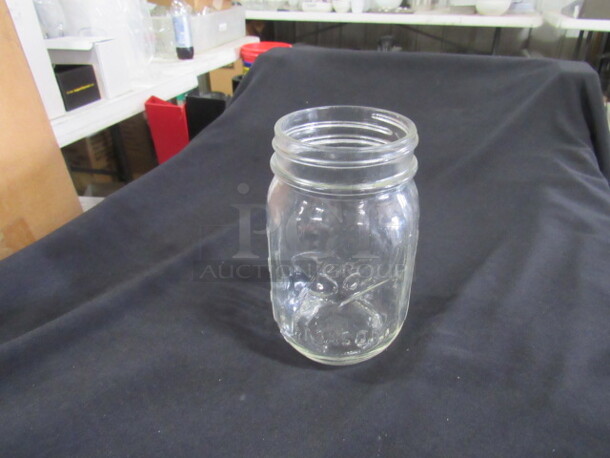 Small Mouth Pint Mason Jar. 12XBID