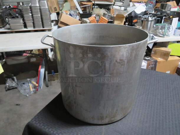 One 32 Quart Aluminum Stock Pot. #ALST-32 - Image 1 of 1