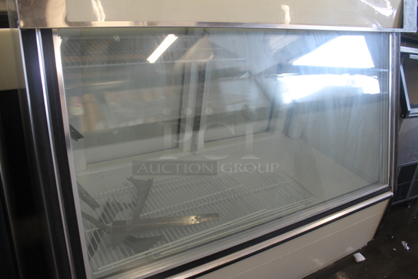 Master-Bilt FIP-50 Metal Commercial Ice Cream Cake Freezer Display Case Merchandiser. 208-230 Volts, 1 Phase. - Image 4 of 8