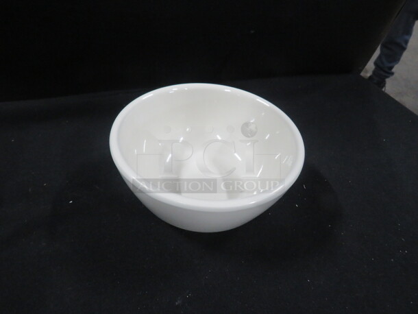 NEW 4.5 Inch GET 10oz Bowl. #B-45. 12XBID - Image 1 of 1