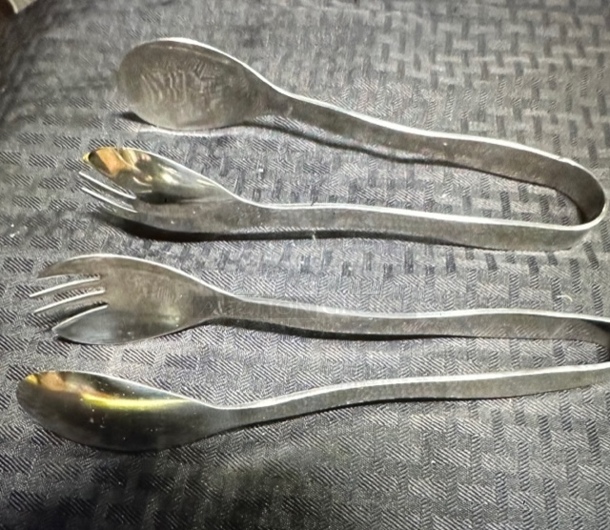 Stainless Steel Tong. 2XBID - Image 1 of 1