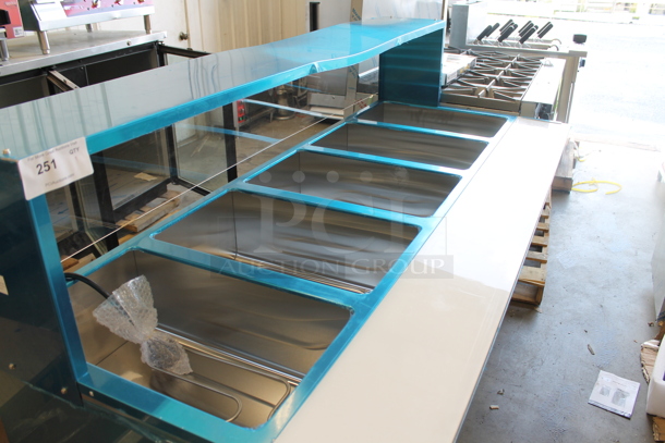 BRAND NEW SCRATCH AND DENT! Avantco 177STE5S Stainless Steel Commercial Electric Powered 5 Bay Steam Table w/ Under Shelf. 208/240 Volts, 1 Phase.  - Image 2 of 7