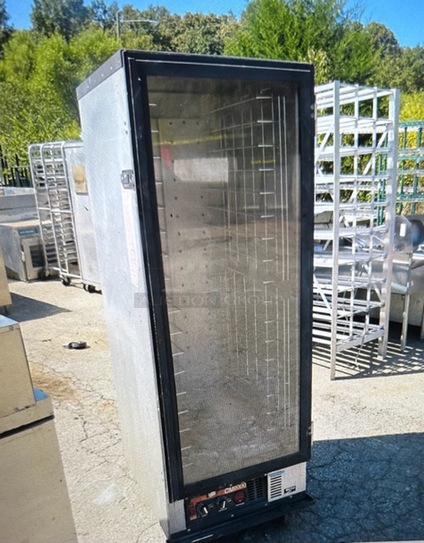 One WORKING Metro 1 Door Proofing/Holding Cabinet. Model# CM2000. 25X31X70 - Image 1 of 4