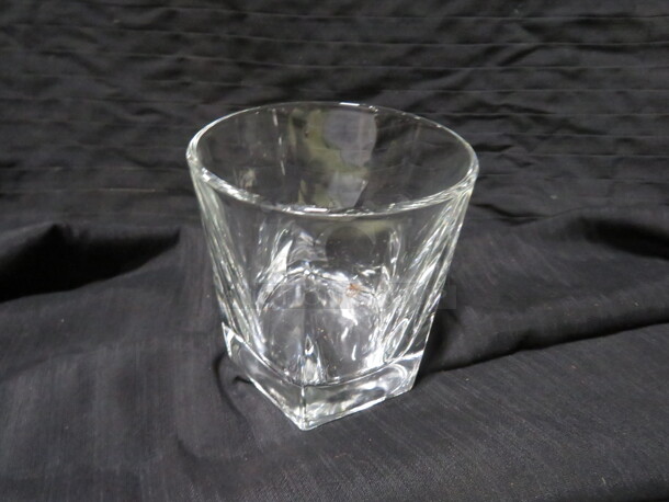 NEW Heavy Hi Ball Glass. 11XBID.  - Image 1 of 1