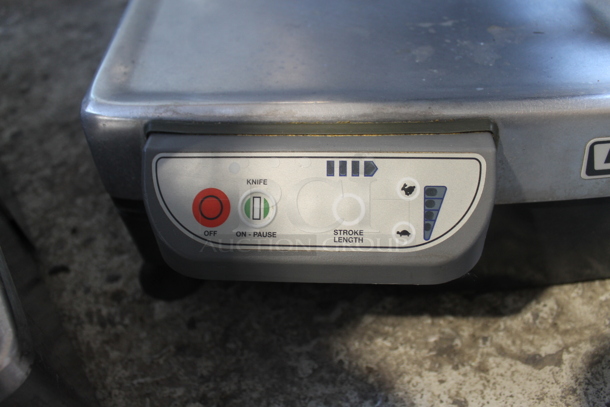 Hobart HS7 Commercial Stainless Steel Electric Countertop Meat and Cheese Slicer. 120V, 1 Phase. Tested and Working! - Image 4 of 7