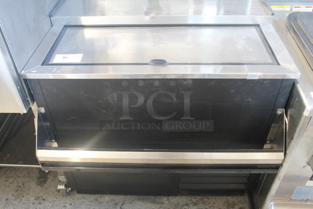 2012 True T-36-GC Commercial Stainless Steel Electric One Section Glass Chiller With Polycoated Racks. 115V, 1 Phase. Tested and Working! - Image 7 of 7