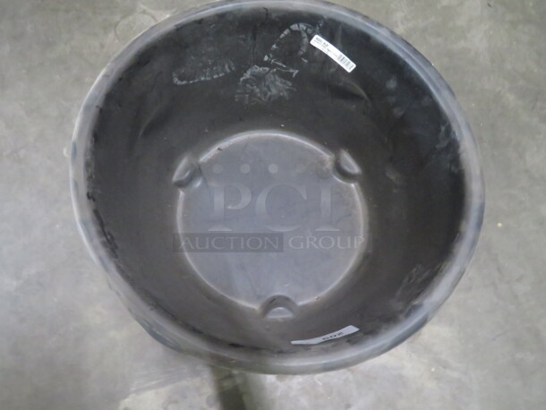 One Poly Tub. 26X15 - Image 2 of 2