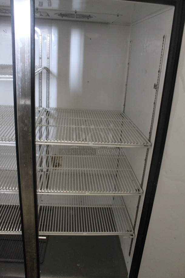 2014 True TG2R-2S Commercial Stainless Steel 2 Solid Door Reach-In Cooler With Polycoated Shelves. 115V, 1 Phase. Tested and Working! - Image 5 of 6