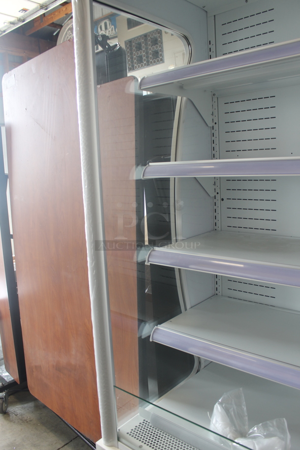 BRAND NEW SCRATCH AND DENT! Avantco 189WVAC28HC Metal Commercial Reach In Grab N Go Merchandiser w/ 4 Metal Shelves. See Pictures for Broken Glass Pane. 110-120 Volts, 1 Phase. Tested and Working! - Image 6 of 11