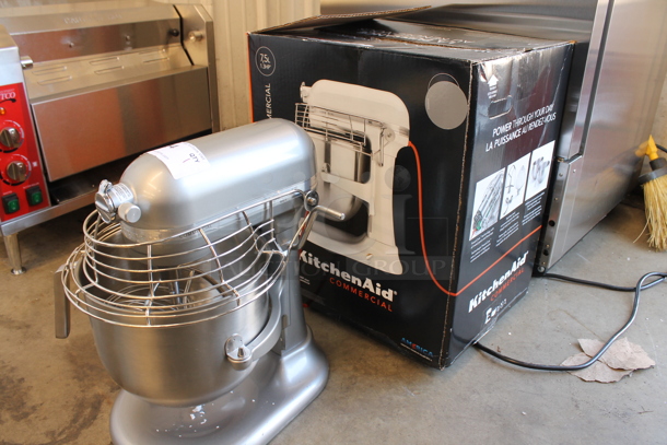 KitchenAid KSMC895CU Metal Commercial Countertop 8 Quart Planetary Dough Mixer w/ Stainless Steel Mixing Bowl, Bowl Guard, Whisk, Paddle and Dough Hook Attachments. 120 Volts, 1 Phase. Tested and Working! - Image 7 of 7