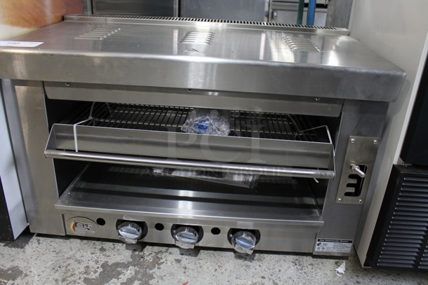 BRAND NEW SCRATCH AND DENT! Cooking Performance Group CPG 351S36SBL Stainless Steel Commercial Propane Gas Powered Salamander Broiler Cheese Melter. 36,000 BTU. - Image 4 of 6