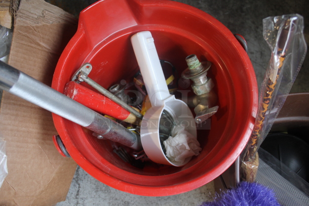 ALL ONE MONEY! Tier Lot of Various Items Including Poly Buckets and Cleaning Supplies! - Image 4 of 5