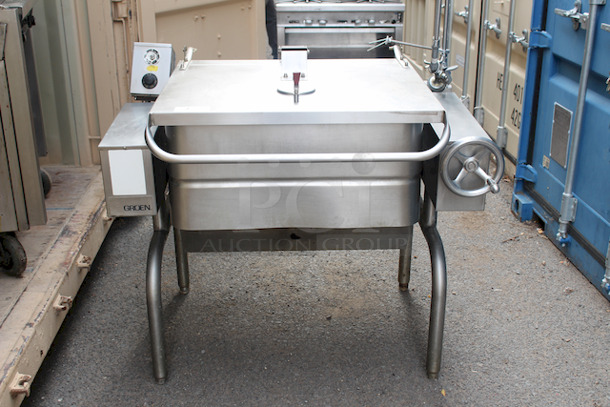 LIKE NEW! Groen Approximately 40 Gallon Tilting Braising Pan With Faucet & Hardware, Natural Gas 48x36x40 - Image 2 of 11