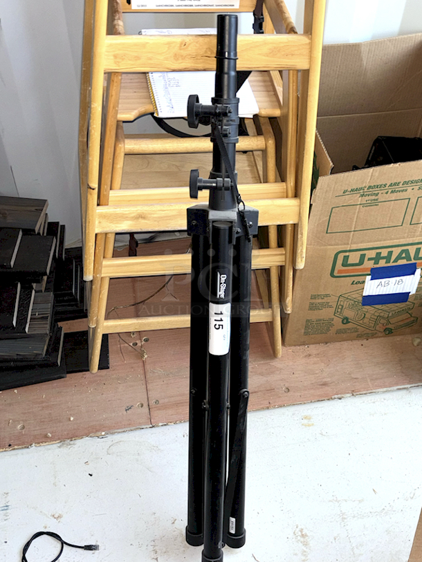 On-Stage Stands' SS7761B Lightweight Speaker Stand W/ Reversible Shaft Design Compatible With 1-3/8" x 1-1/2" Speaker Cabinet Inserts. 44" to 80" Height. Weight Capacity: 120lbs 

On Stage 10ft Lighting Speaker Stand, Adjustable Height.  - Image 2 of 3