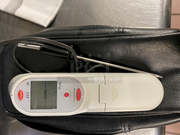 BEAUTIFUL! Cooper Atkins 413IR Infrared Thermometer w/ Thermocouple Jack, Needle Probe & Soft Carry Case.

Tested. Works Perfect. Includes Owners Manual. 
 - Image 2 of 4