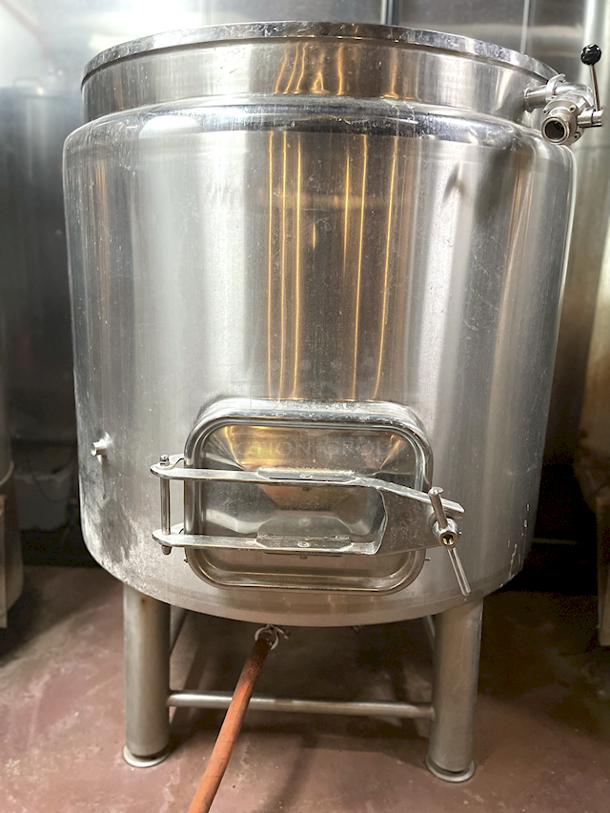 READY TO BREW! Complete Stout Tanks & Kettles Direct Fire 7BBL Brewhouse With 2 Piece Space Saving Brew Deck. Includes: Hot Liquor Tank, Mash Tun, Wort Chiller, Whirlpool, Fermenter, 2-Piece Brewdeck and 2 Brite Tanks - Image 12 of 12