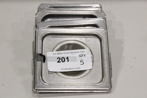 Vollrath 75260 Stainless Steel 1/6 Pan Lids, Slotted.
6-1/4x7
5x Your Bid
