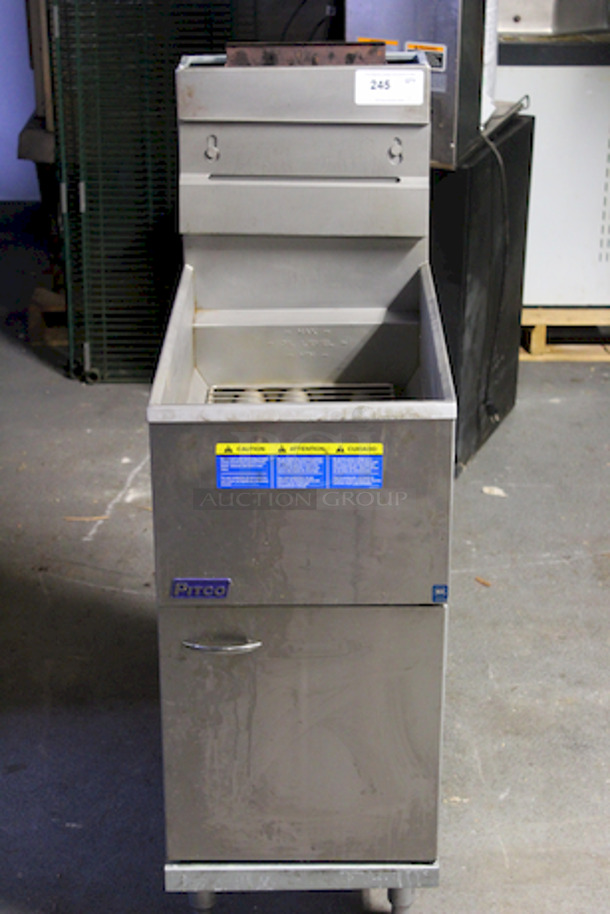 OUTSTANDING!! Pitco 35C+S 40lbs Economy Tube Fired Gas Fryer, Propane. 
 - Image 3 of 9