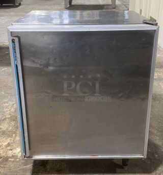 Silver King 27" W Undercounter Refrigerator w/ (1) Section & (1) Door, 120v
