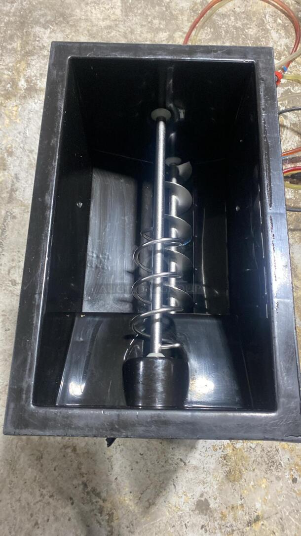 BLENDTEC BDI-503 NARROW BLENDER/DRINK STATION
 - Image 4 of 8