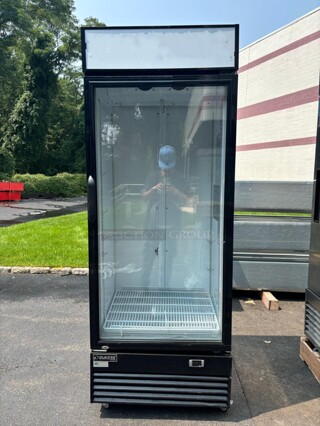 Dukers DSM-19R Commercial Single Glass Swing Door Merchandiser Refrigerator
