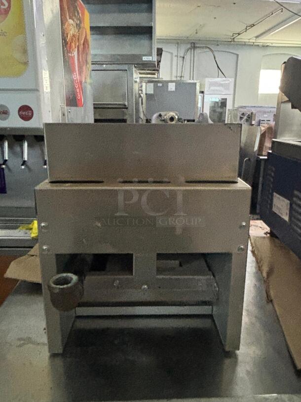Sierra SRMG-12 Natural Gas/Propane 12" Manual Griddle
 - Image 2 of 5