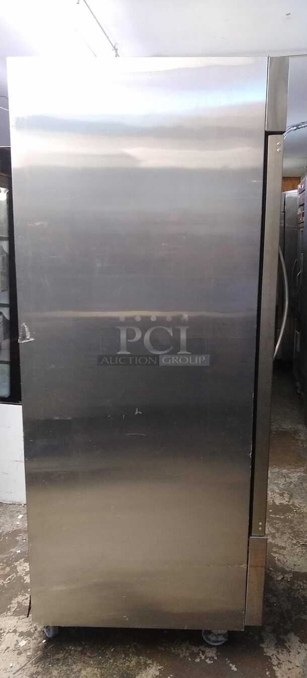 True T-23DT-HC 27" One Section Commercial Combo Refrigerator Freezer - Right Hinge Solid Doors, Dual Temp, 115v
 - Image 2 of 8