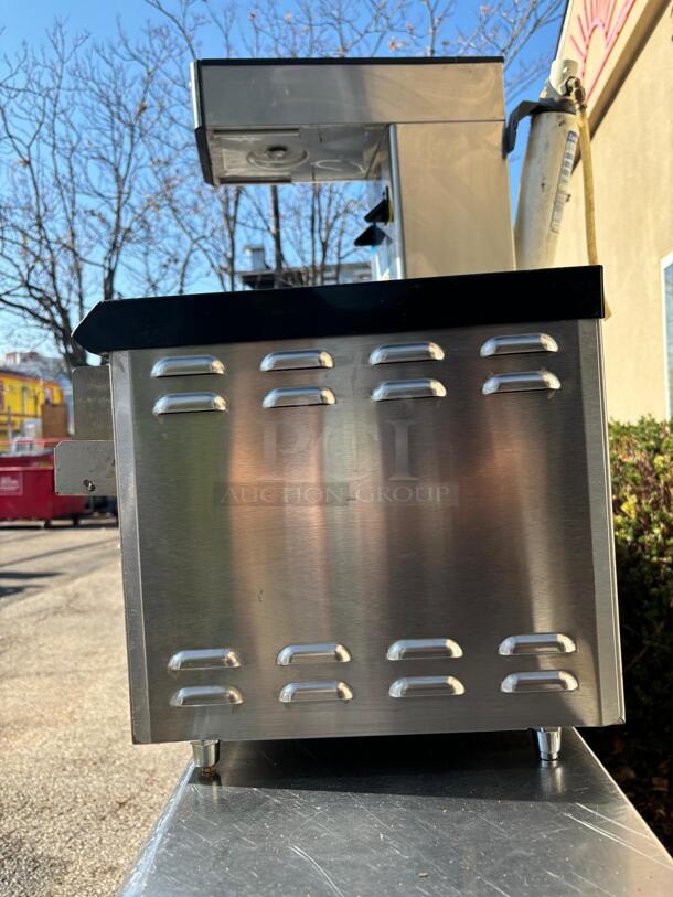 APW AT EXPRESS Conveyor Toaster - 300 Slices/hr w/ 1 1/2" Product Opening, 120v
 - Image 5 of 5