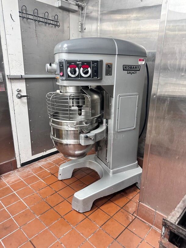 New Hobart HL662 Legacy+ 60 qt Planetary Mixer - Floor Model, 2.7 hp, 380v/3ph Tested and Working - Image 3 of 9